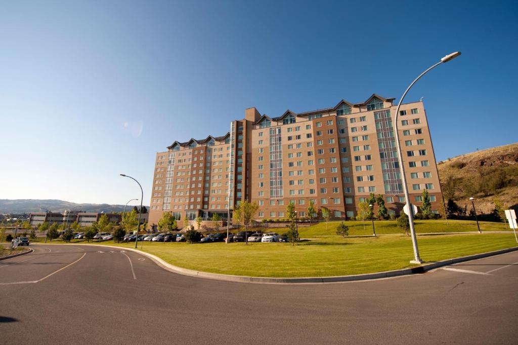 Residence&Conference Centre - Kamloops Exterior foto