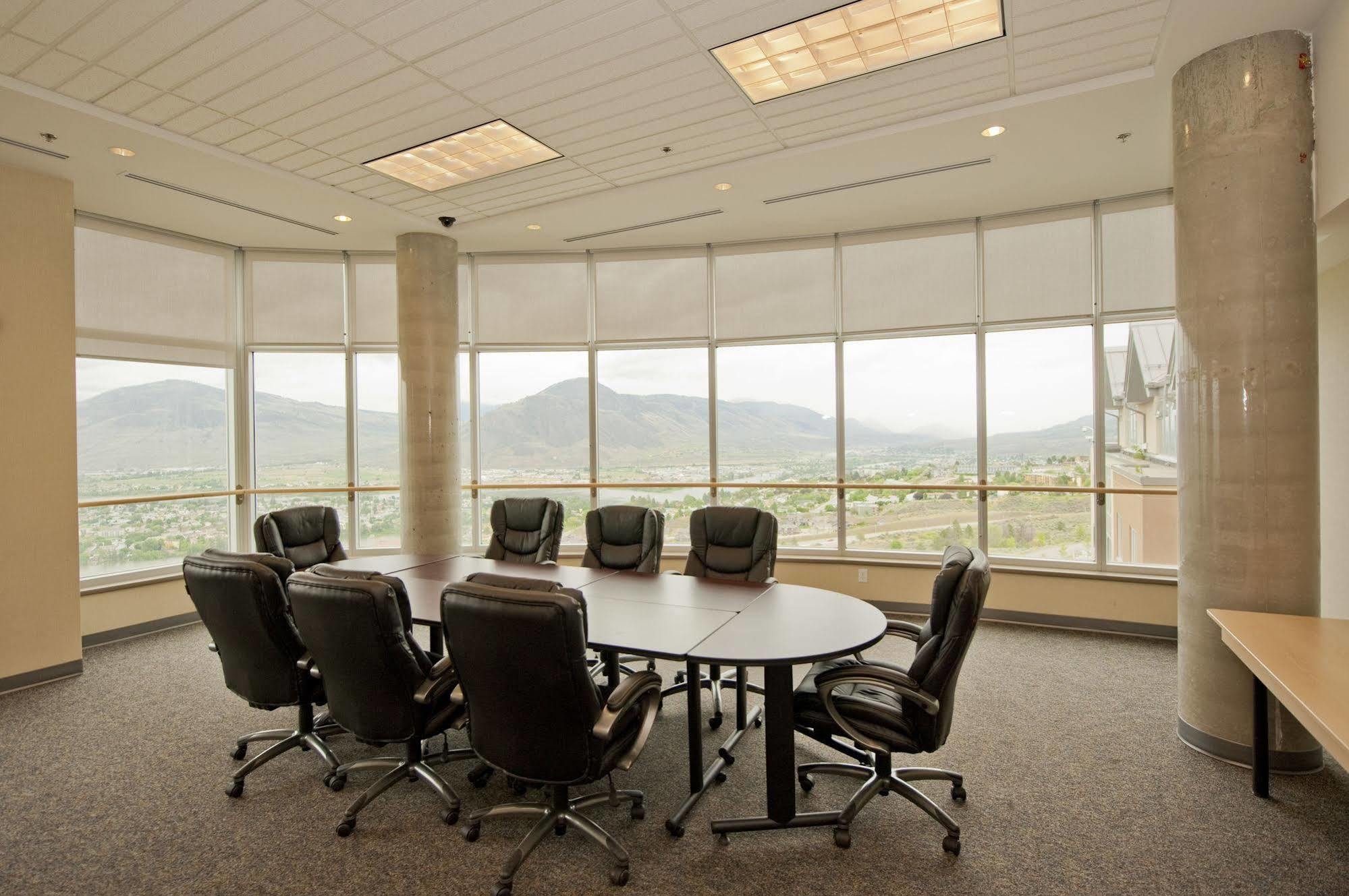 Residence&Conference Centre - Kamloops Exterior foto